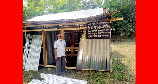 দুমকিতে মুক্তিযোদ্ধার বসতঘর ভাংচুর, লুঠপাটের অভিযোগ