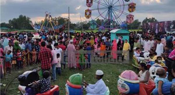 শাহজাদপুরে লকডাউন অমান্য করে মেলা: রিভারভিউ কফি হাউজকে ১ লাখ টাকা জরিমানা 