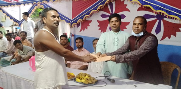 শিবপুর জয়নগর ইউনিয়ন নৌকা প্রতীক মনোনয়ন প্রত্যাশী নাজমুল হোসেন নান্নু পূজামন্ডপে অনুদান ও গণ সংযোগ