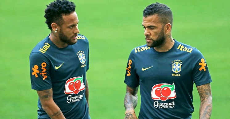 ব্রাজিল দলে ফিরলেন দানি আলভেজ, বাইরে নেইমার