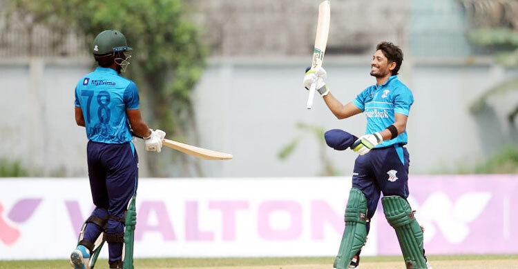 এবার এনামুল হক বিজয়ের ব্যাটে ঝড়ো সেঞ্চুরি