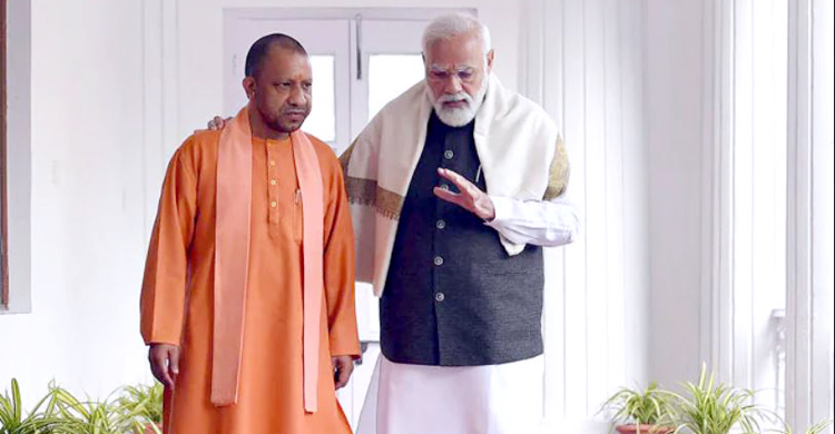 যোগী ‘প্রায় নিশ্চিত’, কারা হচ্ছেন আর তিন রাজ্যের মুখ্যমন্ত্রী?