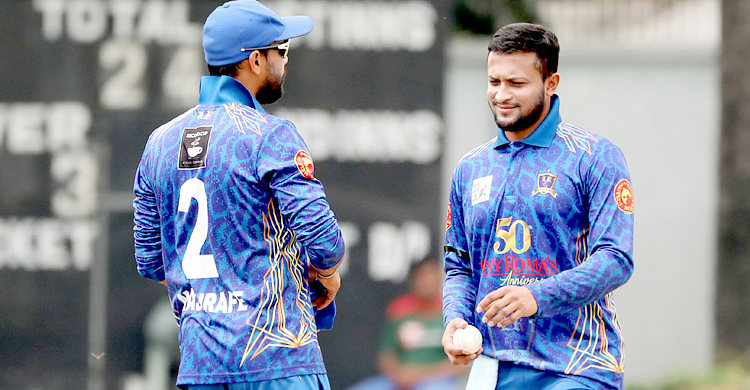 ব্যাট হাতে সাকিবের তাণ্ডব, ২১ বলে ফিফটি