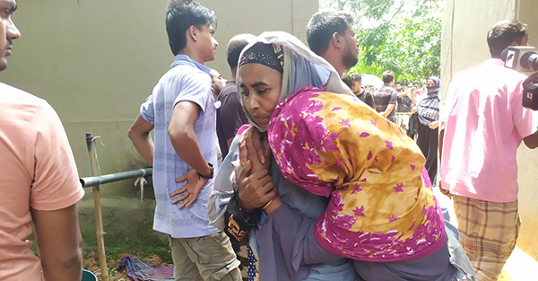 নরসিংদীর বেলাবতে মা ও দুই সন্তানকে কুপিয়ে ও শ্বাসরোধ করে হত্যা