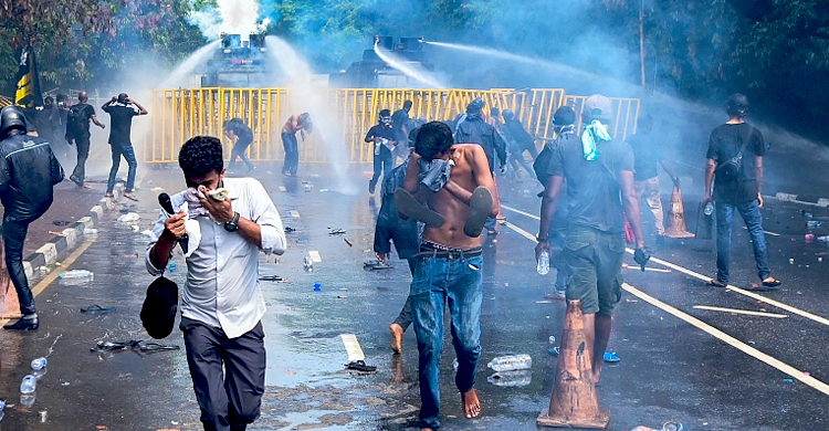 শ্রীলঙ্কায় ফের জরুরি অবস্থা জারি 