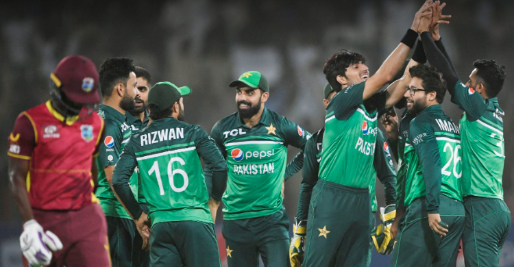 শাদাবের অলরাউন্ড নৈপুণ্যে হোয়াইটওয়াশ হলো ক্যারিবীয়রা