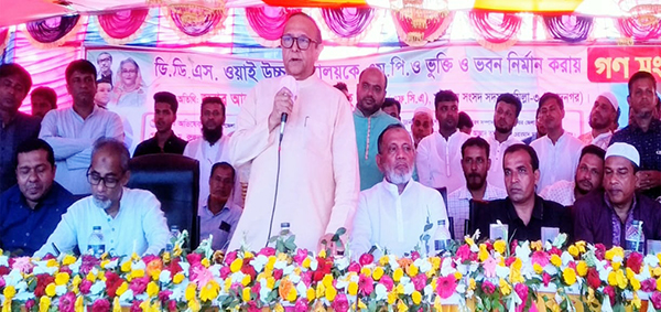 মুরাদনগরে এমপি ইউসুফ আব্দুল্লাহ হারুনকে সংবর্ধনা