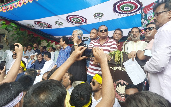 বিএনপির ৪৪তম প্রতিষ্ঠা বার্ষিকী উপলক্ষে সিরাজগঞ্জ জেলা বিএনপির আলোচনা সভা 