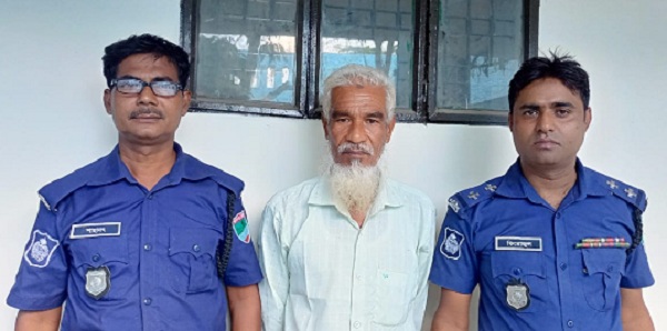 কুষ্টিয়ায় নাতনিকে ধর্ষণে সন্তান প্রসব : অভিযুক্ত র‍্যাবের হাতে গ্রেফতার