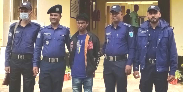 জাফলংয়ে মানসিক ভারসাম্যহীন নারীকে ধর্ষনের পর হত্যা আটক ৩