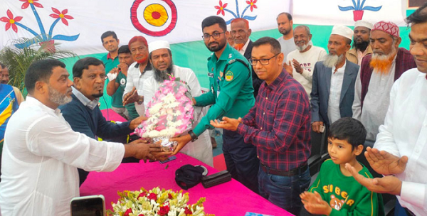 টঙ্গীতে শহীদ আহসান উল্লাহ মাস্টার গোল্ড কাপ ফুটবল টুর্নামেন্টের উদ্বোধন