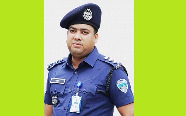 হোমনা সার্কেলের পূর্বতন এএসপি ফজলুল করিমের পিপিএম পদক লাভ