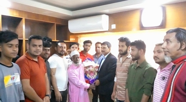 আখাউড়ায় ৫ নং দক্ষিণ ইউনিয়ন প্রবাসী আওয়ামী লীগের কমিটি অনুমোদন 