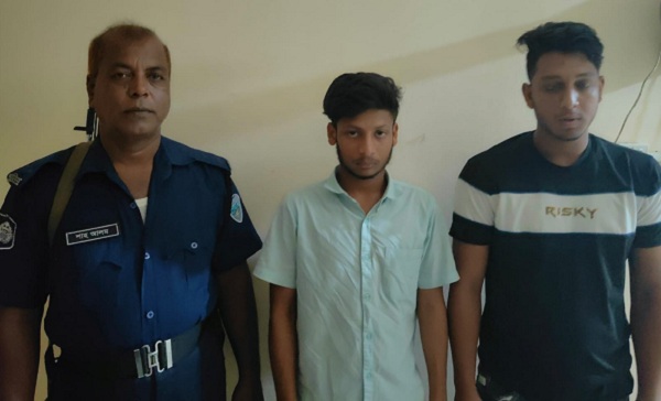 হোমনায় কিশোরীকে গণধর্ষণের অভিযোগে ২ গ্রেফতার