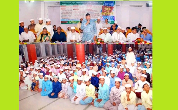 তালীমুল কুরআন কমপ্লেক্সের ব্যবস্থাপনায় খতমে কুরআন,খতমে বোখারি ও দোয়া মাহফিল