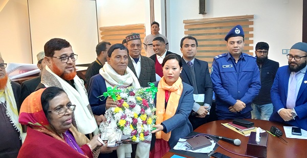 মানুষের সেবা করাই আমার স্বপ্ন- হোমনায় আইনশৃঙ্খলা কমিটির সভায় নবনির্বাচিত এমপি অধ্যক্ষ আবদুল মজিদ