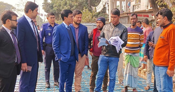 রূপগঞ্জে  সড়ক পরিদর্শন করলেন জেলা প্রশাসক মাহমুদুল হক