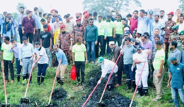 জামালপুরে পুরনো গবা খাল পরিচ্ছন্নতা অভিযান শুরুজামালপুরে পুরনো গবা খাল পরিচ্ছন্নতা অভিযান শুরু