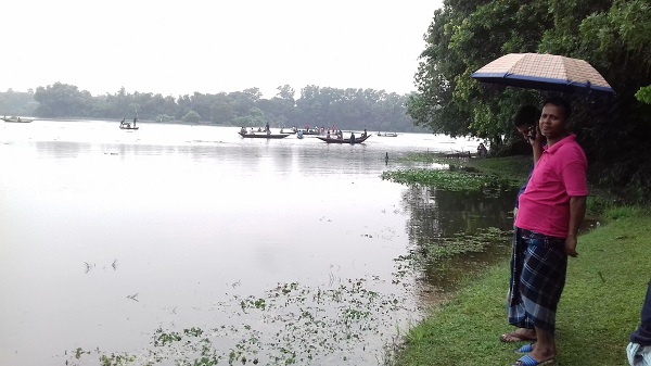 বজ্রপাতে নিহত শাকিবের লাশ এখনো খুঁজচ্ছে ডুবুরি দল