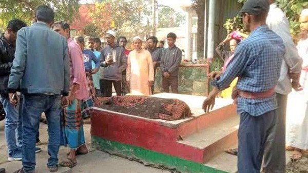 সরিষাবাড়ীতে জমি সংক্রান্ত বিরোধে কুপিয়ে হত্যা