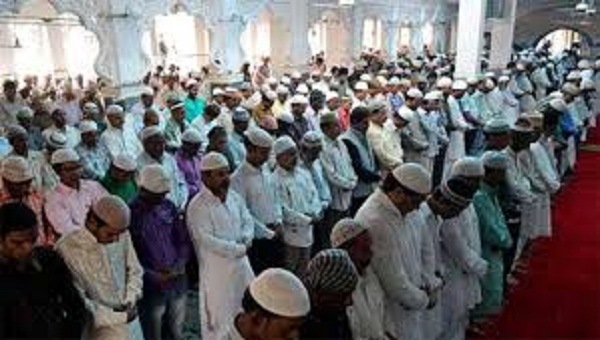 তারাবিহ নামাজের নিয়ত দোয়া ও মুনাজাত