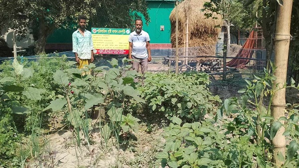 শিবপুর পারিবারিক পুষ্টি চাহিদা পূরণে প্রদর্শনী স্থাপন
