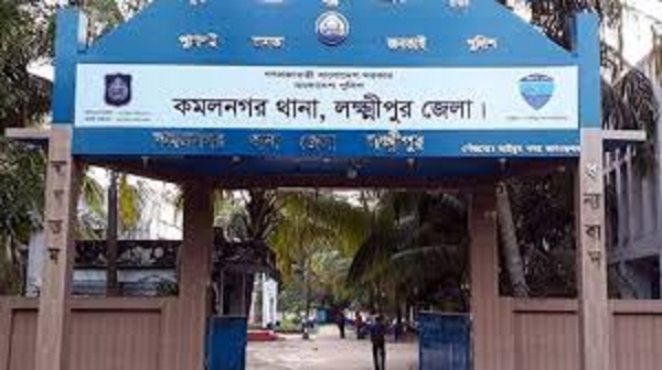 কমলনগরে টিকটকে ভাইরাল অশ্লীল ছবি,তালাকের হুমকি দিয়ে গৃহবধূকে বাবার বাড়ী পাঠালো স্বামী