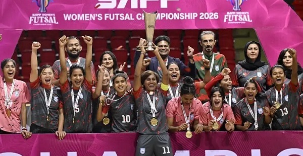 বৃহস্পতিবার চ্যাম্পিয়ন সাবিনারা ফিরছেন