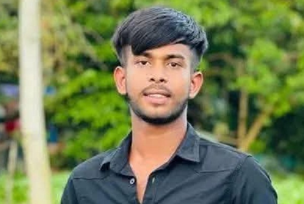 নোয়াখালীতে ক্রিকেট খেলার দ্বন্দ্বে  তরুণকে  ছুরিকাঘাতে  হত্যা,  আহত  ২