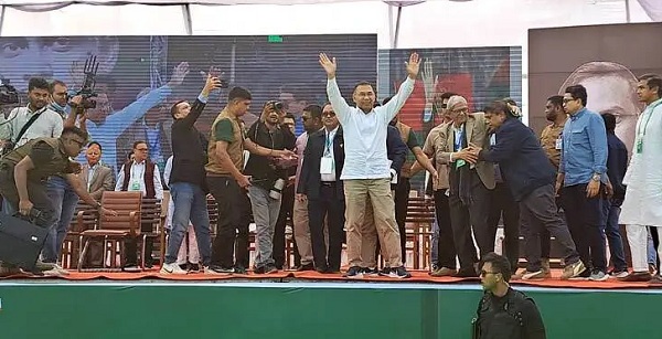 শুধু জনপ্রতিনিধি নয়, এই নির্বাচন দেশ পুনর্গঠনের: তারেক রহমান