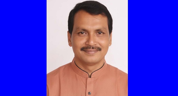 মনোহরদীতে বিএনপি নেতা দোলনসহ তিনজনের বিরুদ্ধে অন্তঃসত্ত্বা নারী উদ্যোক্তার চাঁদাবাজি, হামলা ও শ্লীলতাহানির মামলা