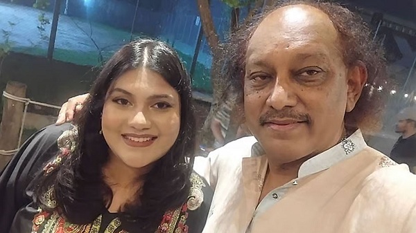 কারিনাকে দেওয়া হবে বিশেষ সম্মাননা