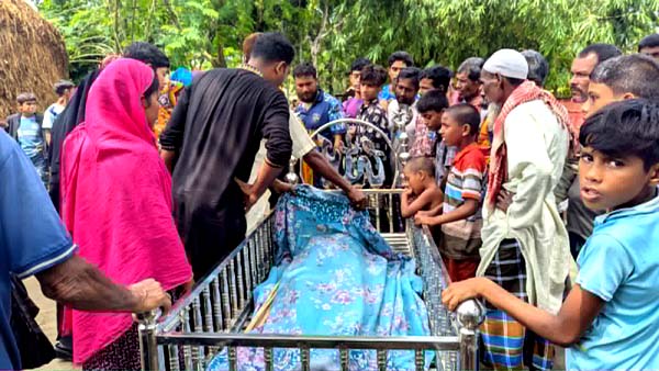 ইসলামপুরে বজ্রপাতে পল্লী চিকিৎসকের মর্মান্তিক মৃত্যু