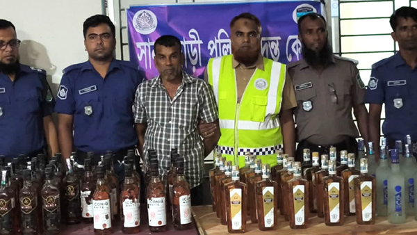 দেওয়ানগঞ্জে পুকুরের কচুরিপানার নিচ থেকে ৮৮ বোতল ভারতীয় মদ উদ্ধার আটক-১